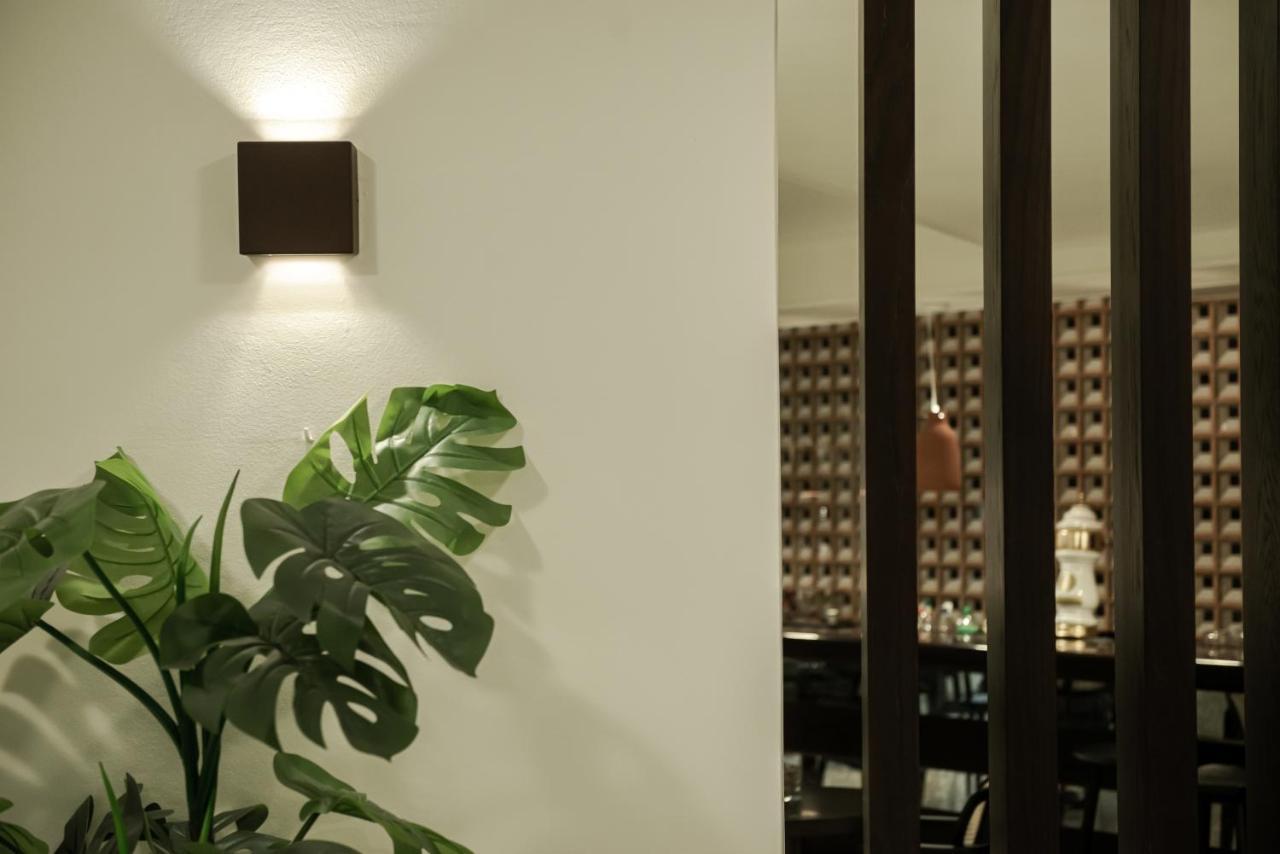 Bitzaro Palace Hotel Kalamákion エクステリア 写真