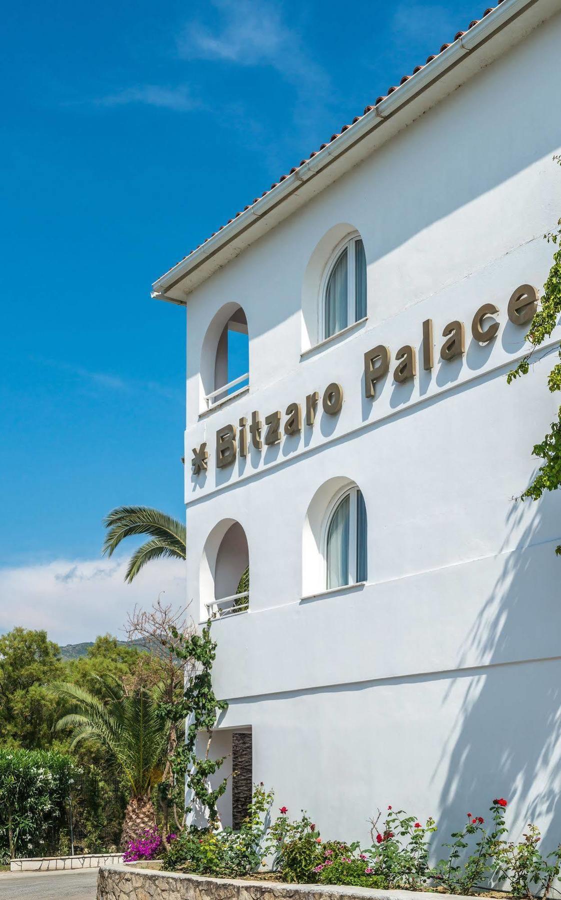 Bitzaro Palace Hotel Kalamákion エクステリア 写真